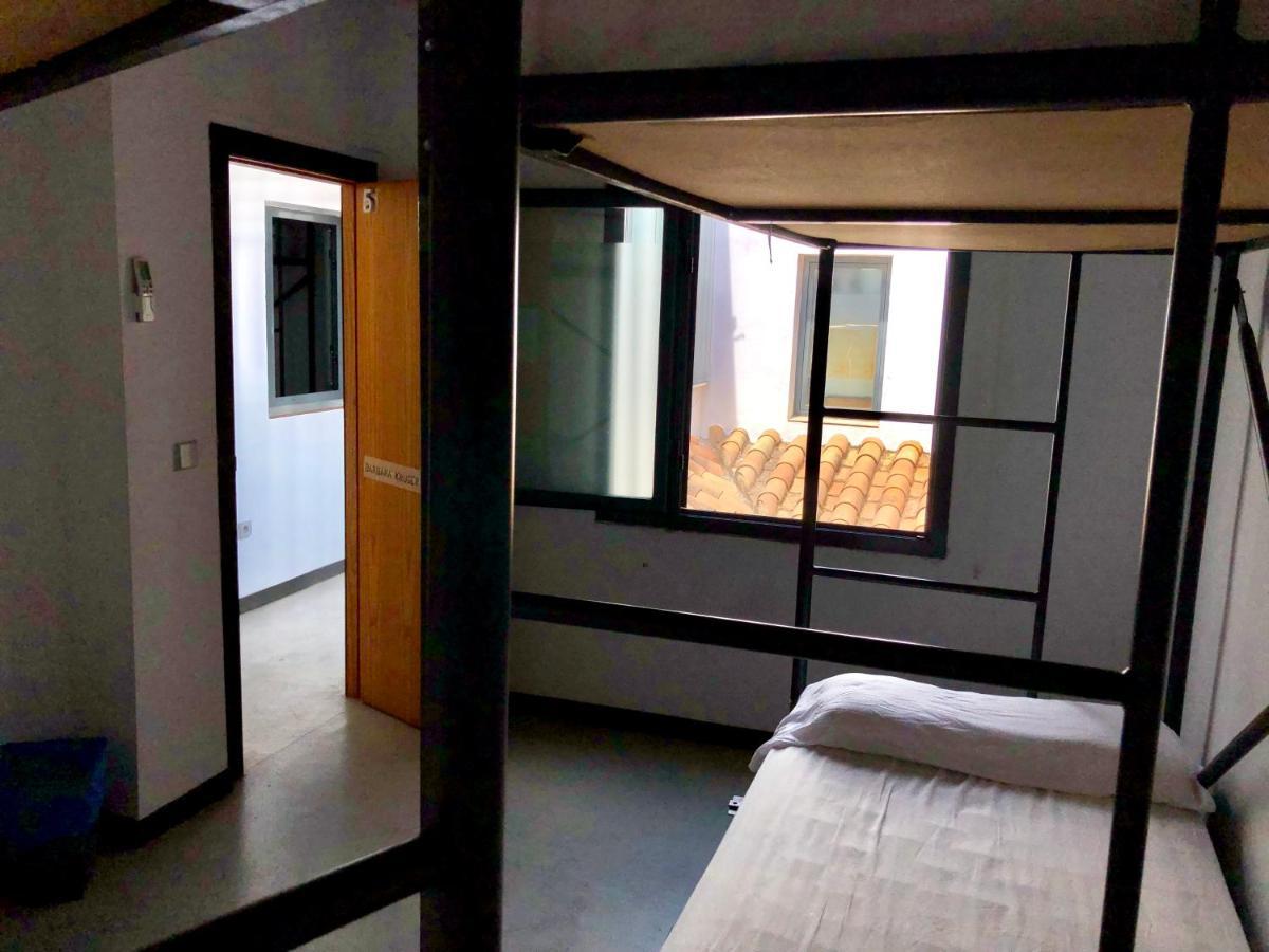 Traveller Box Hostel Sevilla Dış mekan fotoğraf