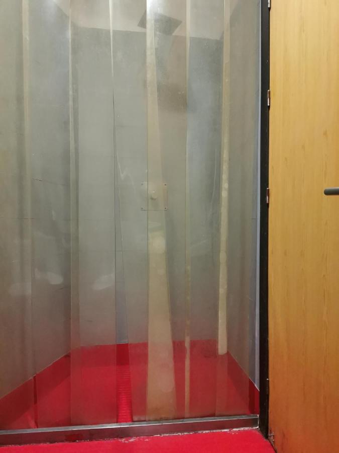 Traveller Box Hostel Sevilla Dış mekan fotoğraf