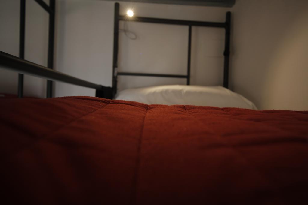 Traveller Box Hostel Sevilla Oda fotoğraf
