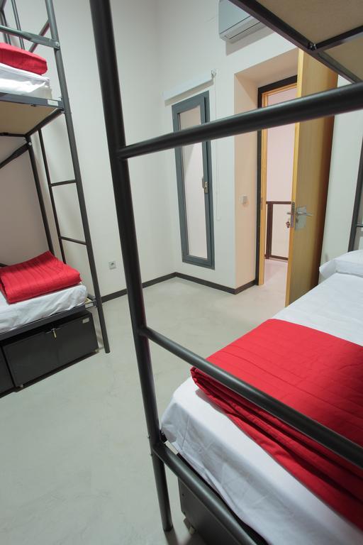 Traveller Box Hostel Sevilla Dış mekan fotoğraf
