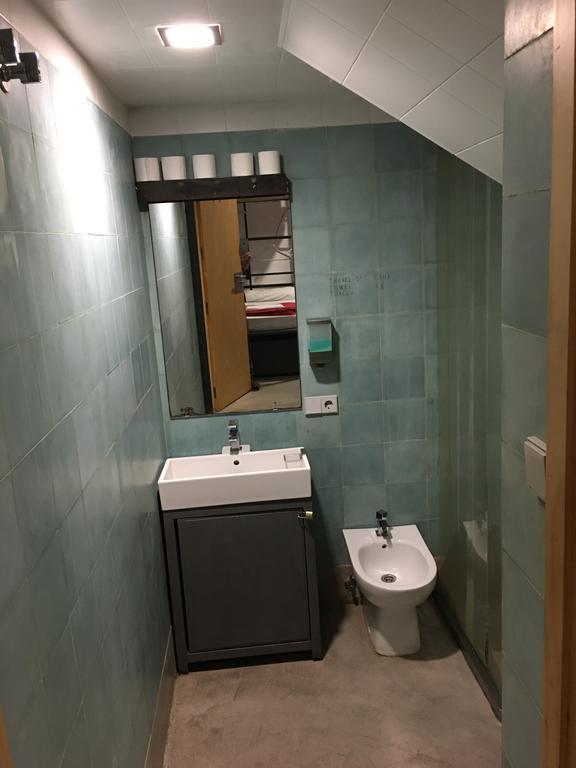 Traveller Box Hostel Sevilla Dış mekan fotoğraf