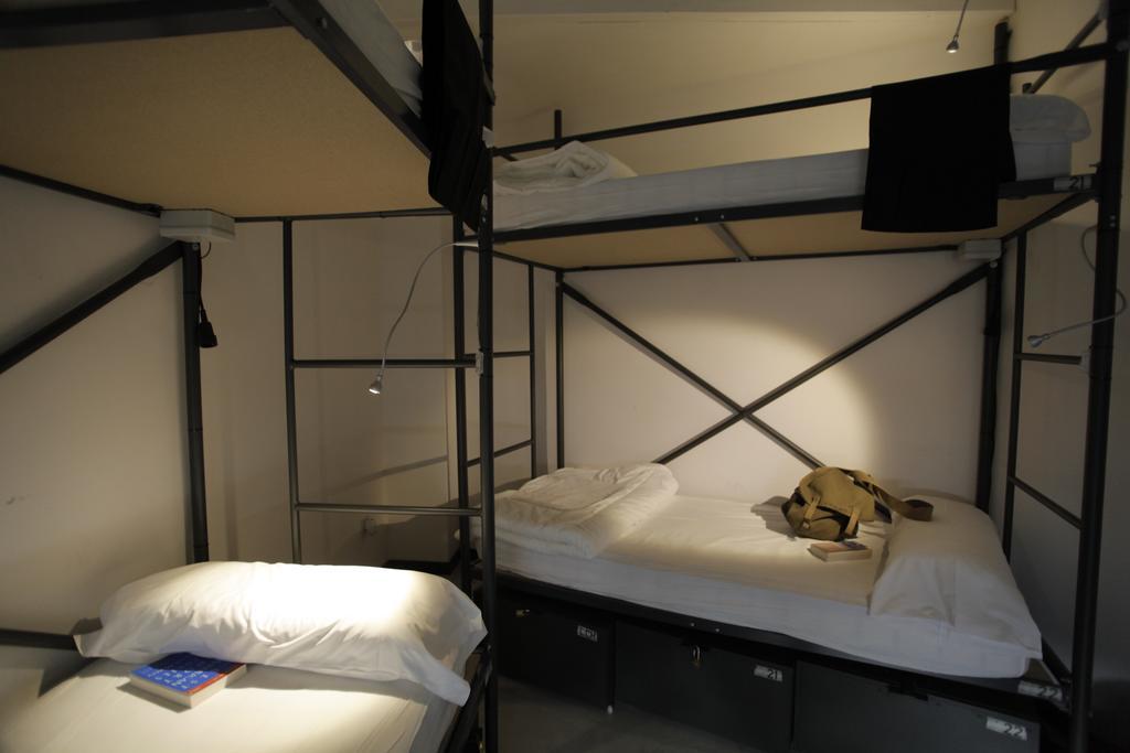 Traveller Box Hostel Sevilla Oda fotoğraf